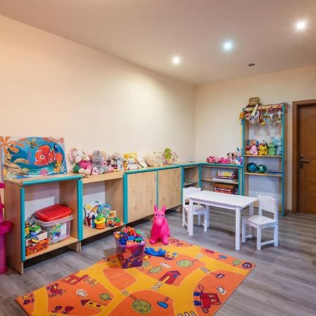 Hotel Poludnica Liptovsky Mikulas Ngoại thất bức ảnh